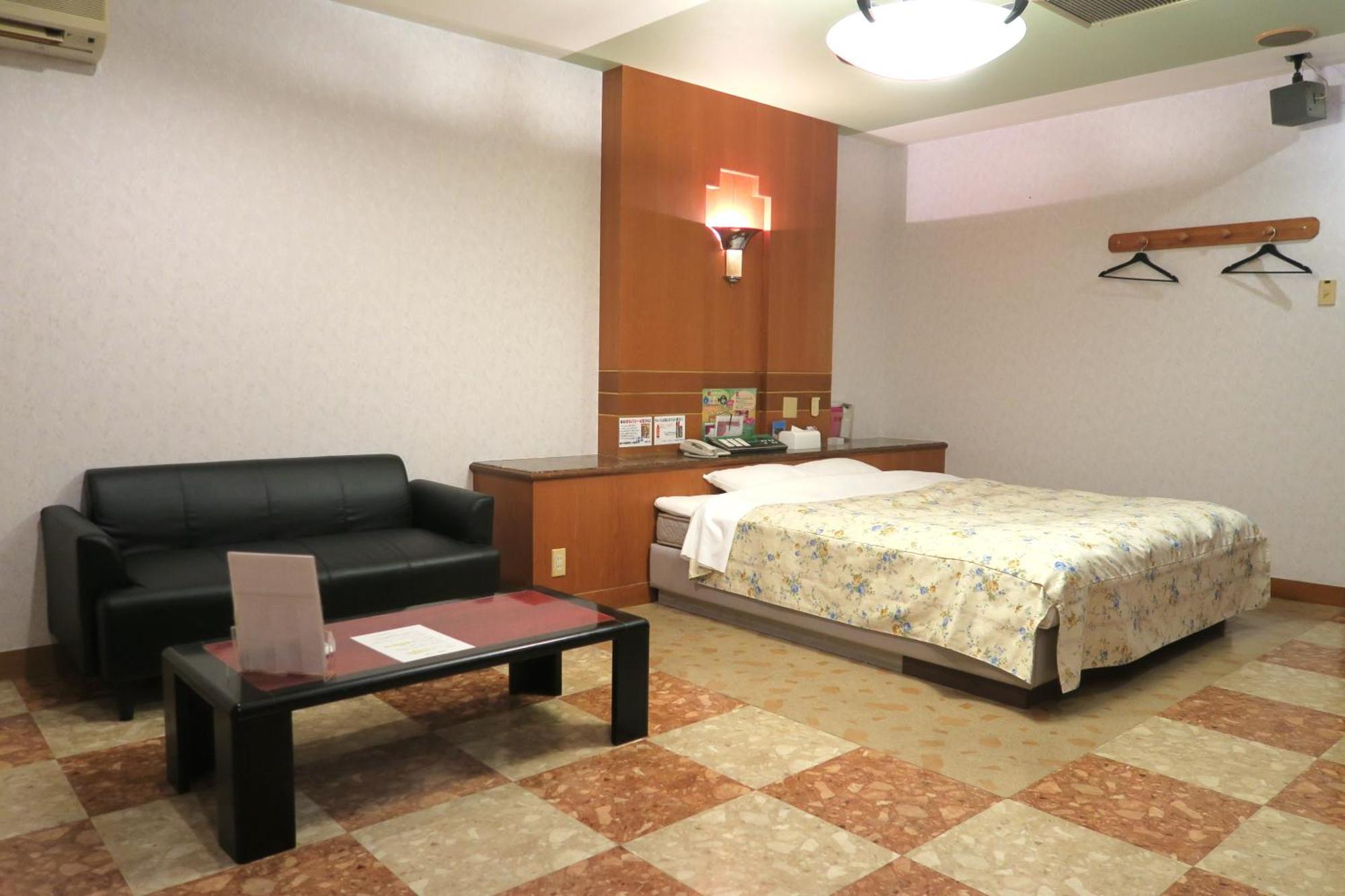 Hotel Silk No Mori (Adults Only) Tosu Exterior photo